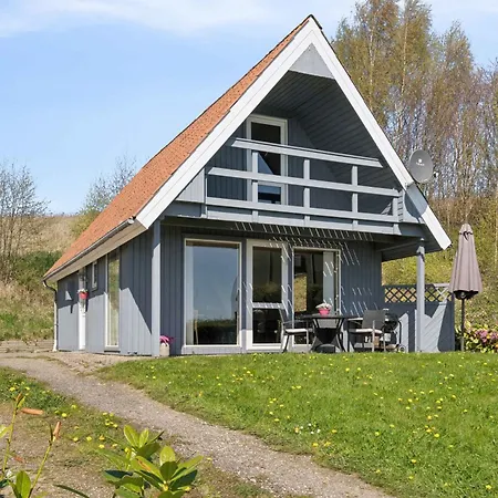 With Lovely View Of Lillebælt Feriehus
